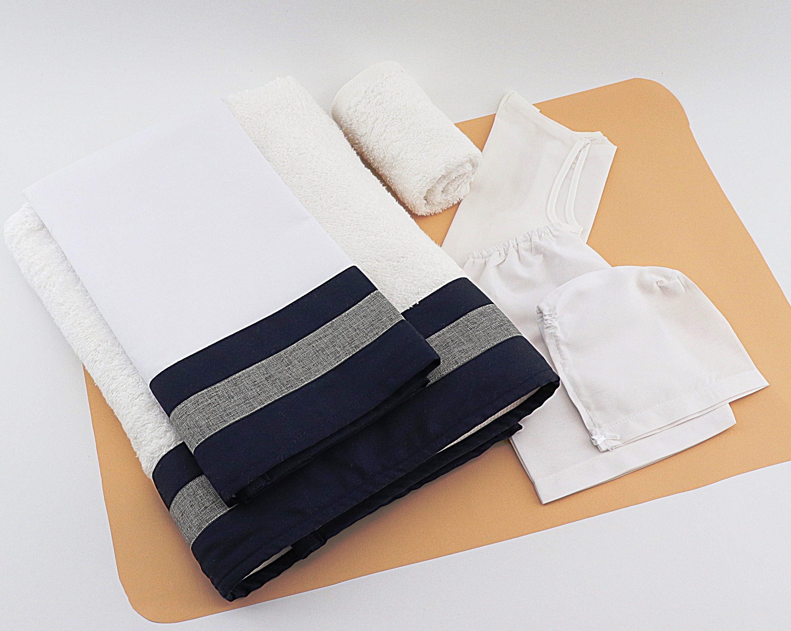 M85-33 Σετ Λαδόπανα Βάπτισης αγόρι σκούρο μπλε-γκρι M85 - Image 1