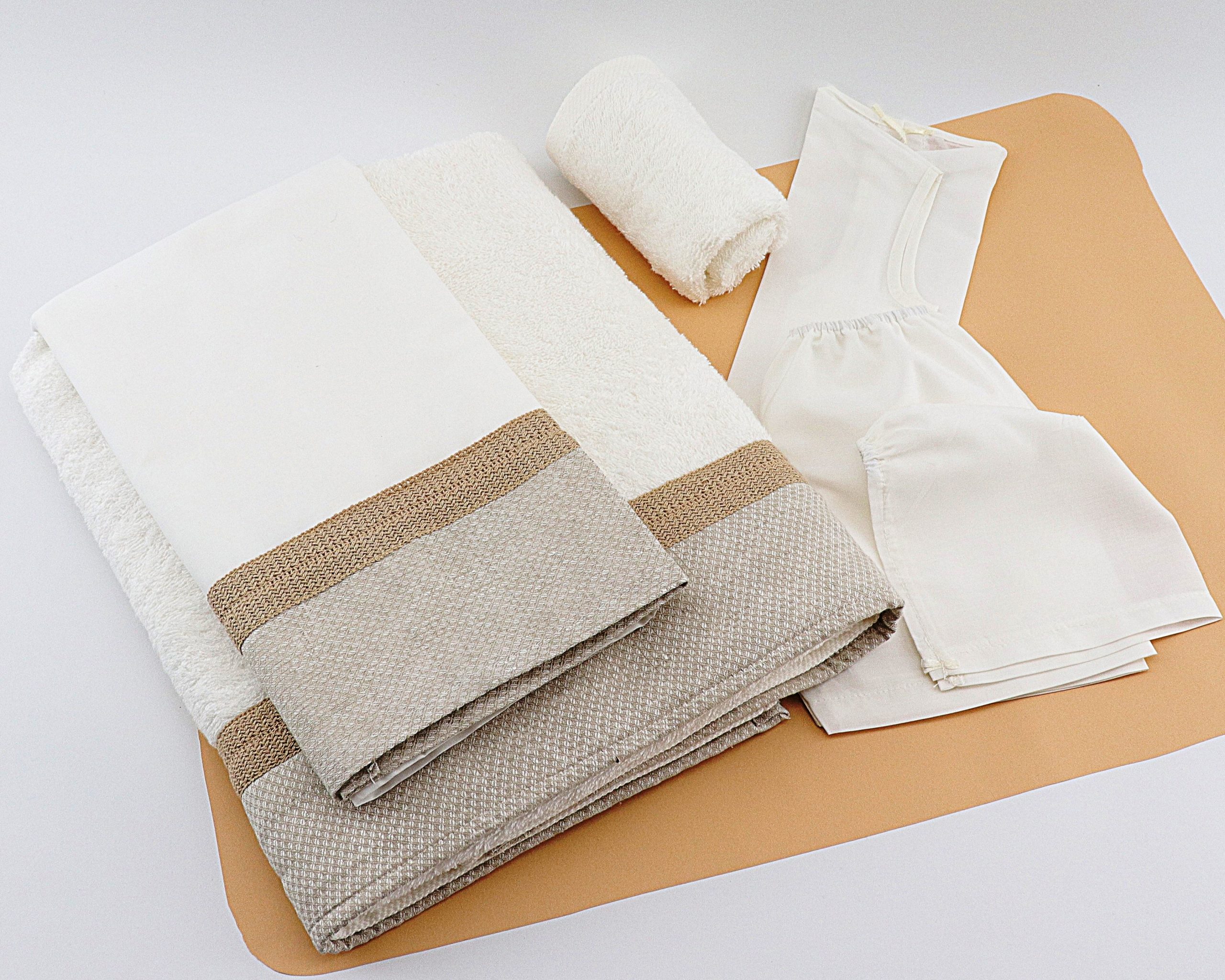 M95.2-33 Σετ Λαδόπανα Βάπτισης αγόρι άμμου-μπεζ M95.2 - Image 1